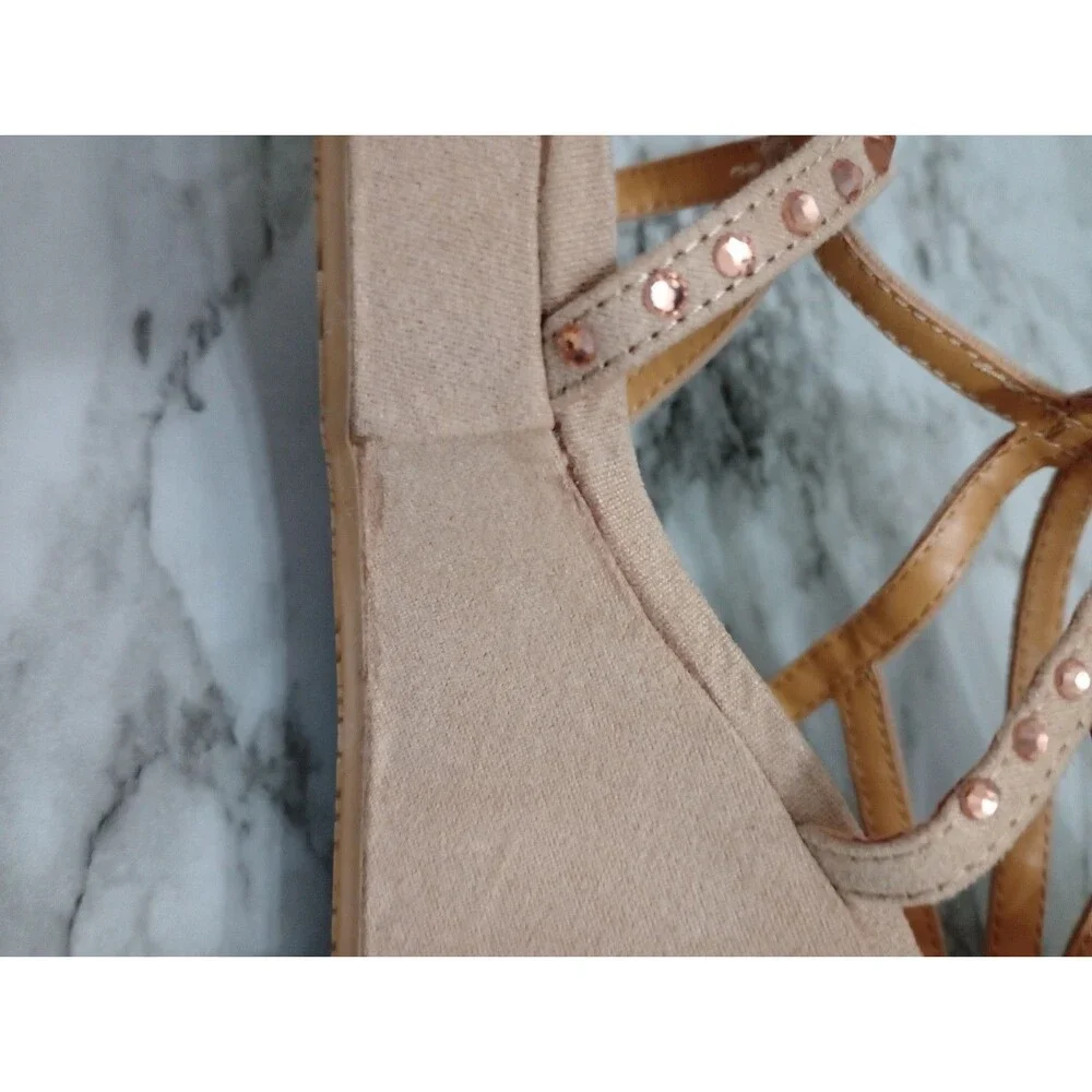 Badgley Mischka Jeweled Strappy Wedged Sandals Size 1